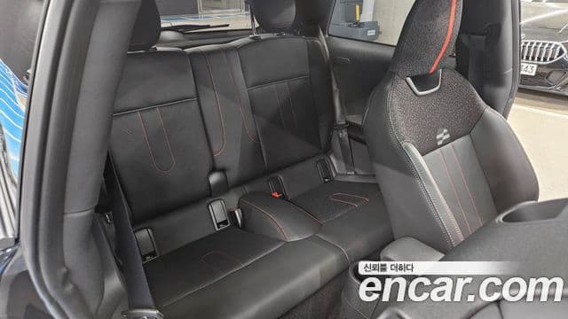 Mini Cooper S 4세대 JCW, 2025 12