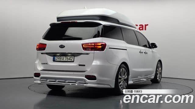 Kia The / новый New Carnival Noblesse Special, 2019 2