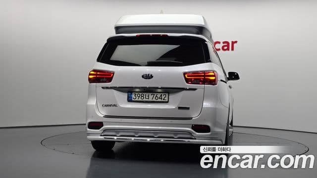 Kia The / новый New Carnival Noblesse Special, 2019 4