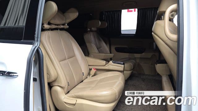 Kia The / новый New Carnival Noblesse Special, 2019 12