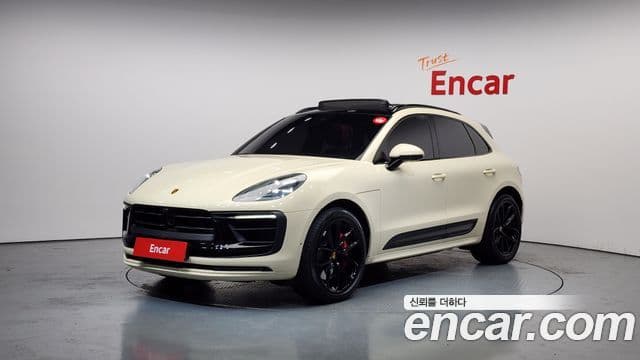Porsche Macan 95B, 2022 1