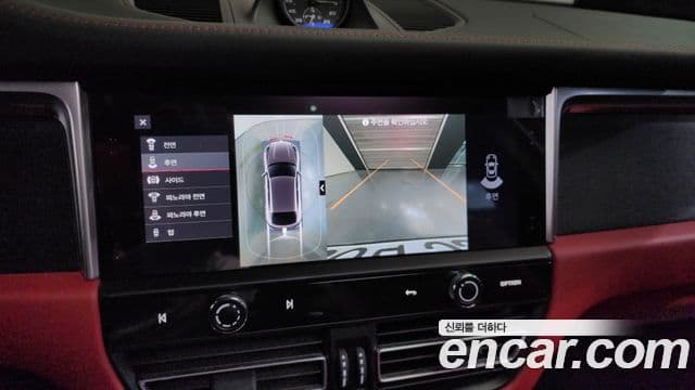 Porsche Macan 95B, 2022 16