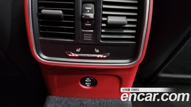 Porsche Macan 95B, 2022 18