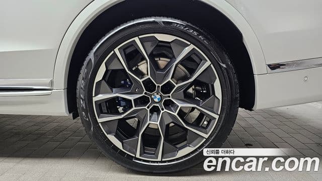 BMW X7 (G07) xDrive 40i M Sport 6인승, 2024 все фото