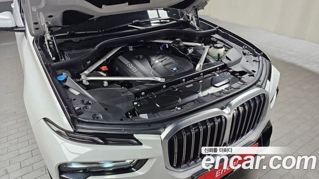 BMW X7 (G07) xDrive 40i M Sport 6인승, 2024 6