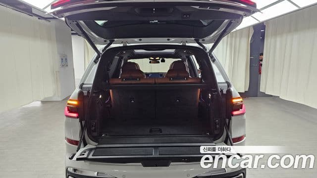 BMW X7 (G07) xDrive 40i M Sport 6인승, 2024 20