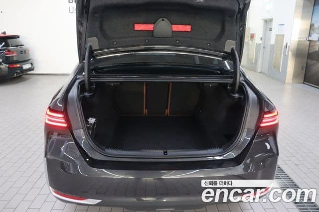 BMW 5시리즈 (G60), 2025 11