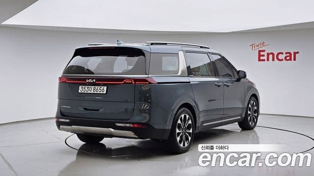 Kia Carnival 4세대 Signature, 2022 2