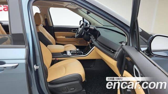 Kia Carnival 4세대 Signature, 2022 11