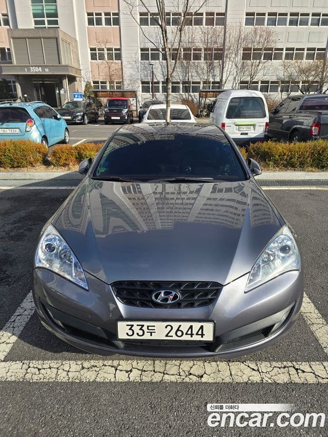 Hyundai Genesis купе 200 турбо P, 2010 3