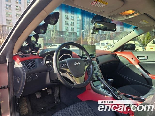 Hyundai Genesis купе 200 турбо P, 2010 10