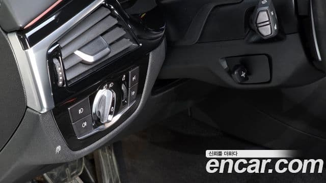 BMW 5시리즈 (G30) 520d M Sport Plus, 2020 16