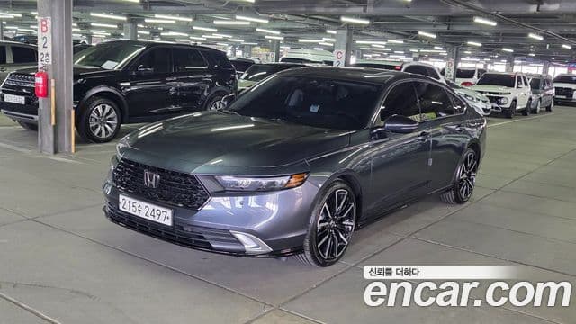 Honda Accord 11세대 2.0 гибрид Туринг (Touring)