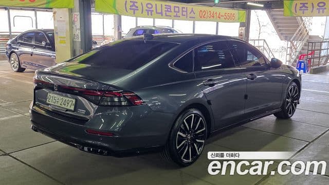 Honda Accord 11세대 2.0 гибрид Туринг (Touring), 2025 4