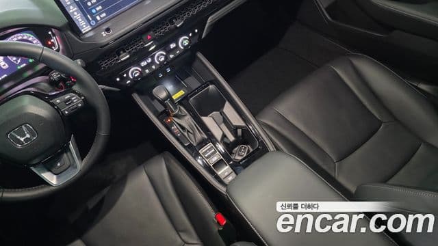 Honda Accord 11세대 2.0 гибрид Туринг (Touring), 2025 14