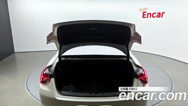 Kia K8 Standard(арендный автомобиль), 2022 20