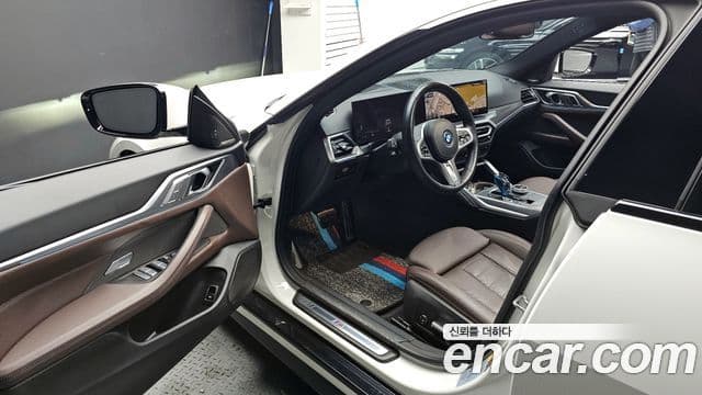 BMW i4 eDrive40 M Sport, 2023 10