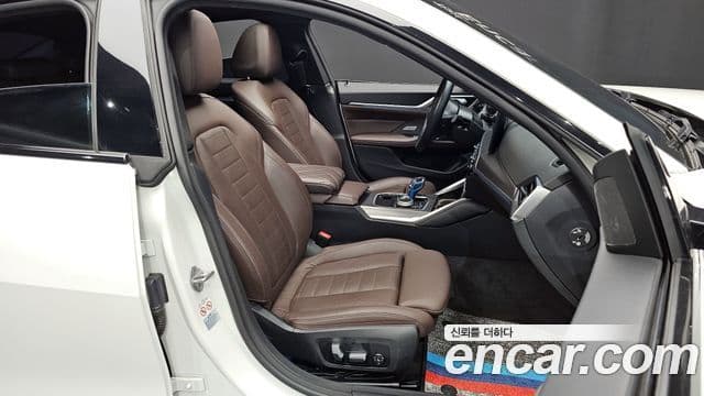 BMW i4 eDrive40 M Sport, 2023 11