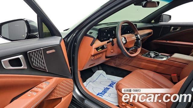 Kia The / новый New K8 гибрид Noblesse, 2025 10