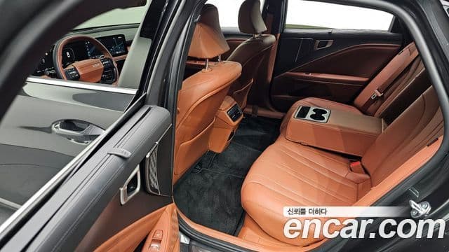 Kia The / новый New K8 гибрид Noblesse, 2025 11