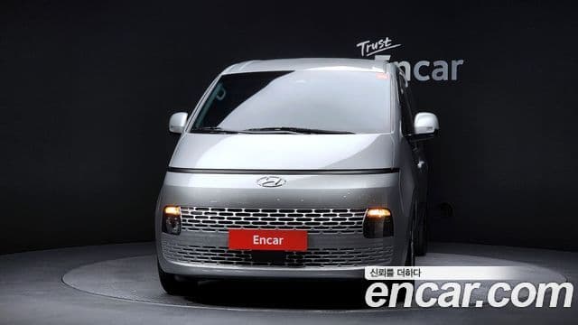 Hyundai Staria Modern, 2024 3