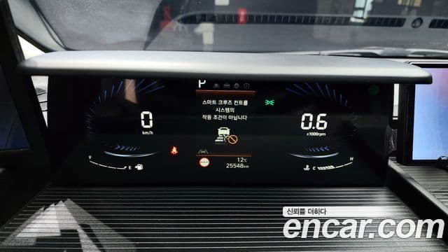 Hyundai Staria Modern, 2024 8