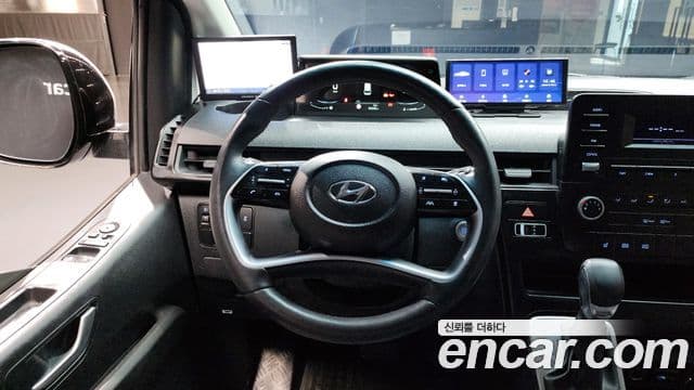 Hyundai Staria Modern, 2024 14