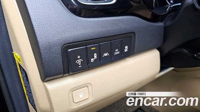 Kia All New Carnival Noblesse, 2016 17