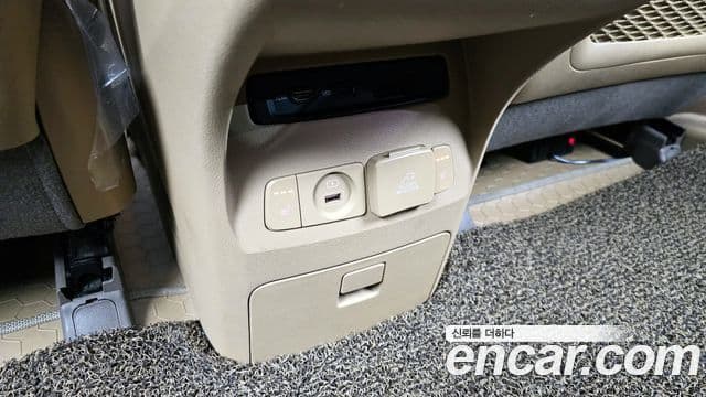 Kia All New Carnival Noblesse, 2016 18