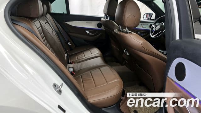 Mercedes-Benz E-класс W213 Avantgarde, 2021 12