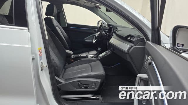 Audi Q3 (F3), 2025 11