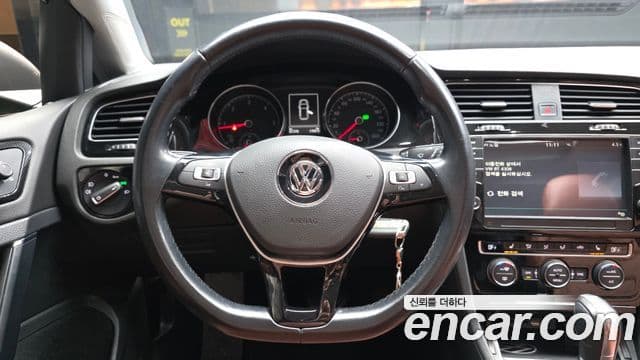 Volkswagen Гольф 7세대, 2016 13