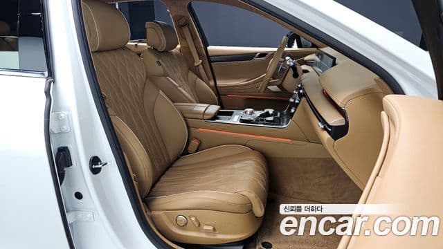 Genesis G80 (RG3) бензин 2.5 турбо 2WD, 2025 10