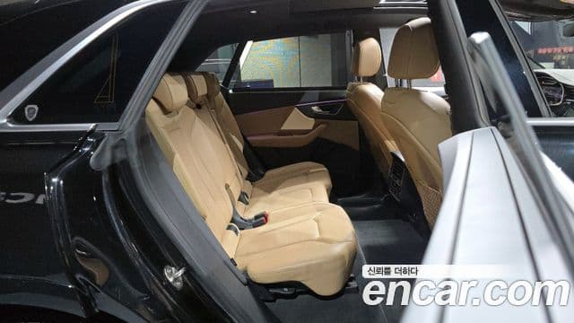 Audi Q8 (4M) Premium, 2022 12