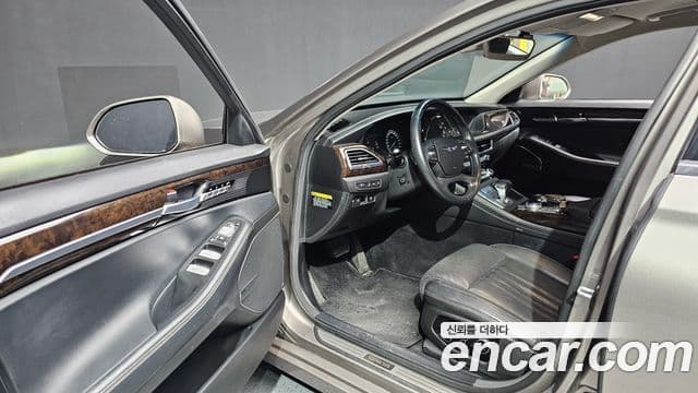 Genesis G90 Luxury, 2019 10