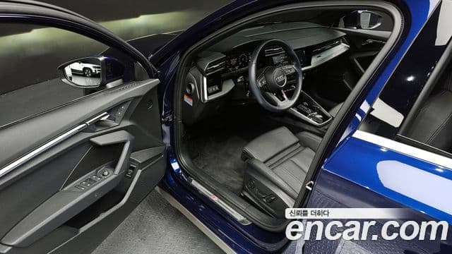 Audi A3 (8Y) Premium, 2023 11