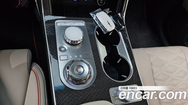 Genesis GV80 купе, 2024 9