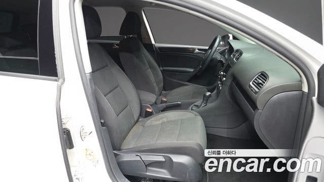 Volkswagen Гольф 6세대 1.6 TDI BlueMotion Style Edition, 2013 11