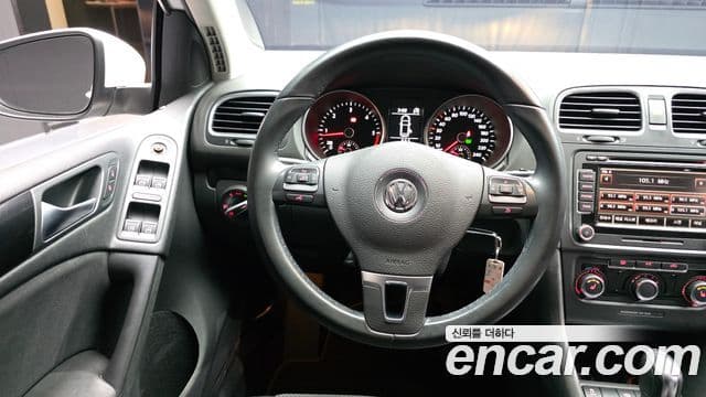 Volkswagen Гольф 6세대 1.6 TDI BlueMotion Style Edition, 2013 13