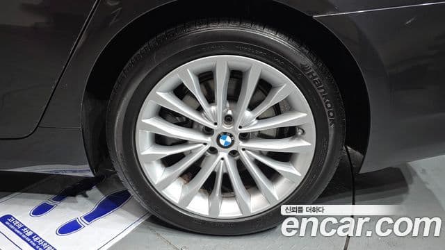 BMW 5시리즈 (G30) Luxury, 2021 все фото