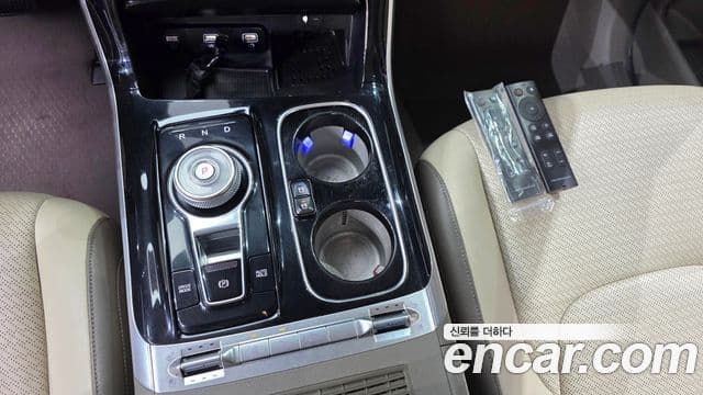 Kia Carnival 4세대 Signature, 2021 12