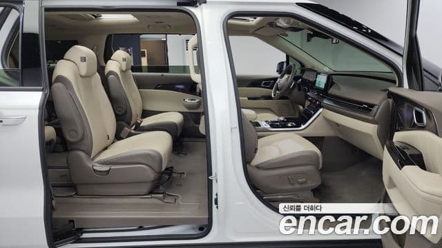 Kia Carnival 4세대 Signature, 2023 11