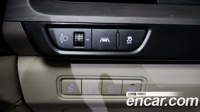 Kia Carnival 4세대 Signature, 2023 12