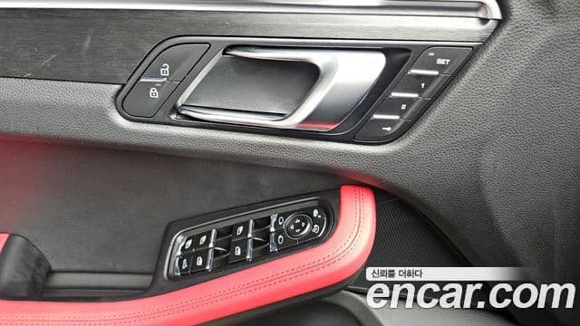 Porsche Macan 95B, 2021 14