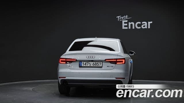 Audi A4 (B9), 2018 4