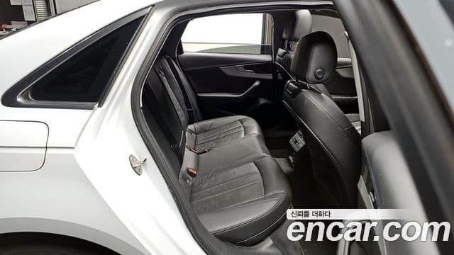 Audi A4 (B9), 2018 11