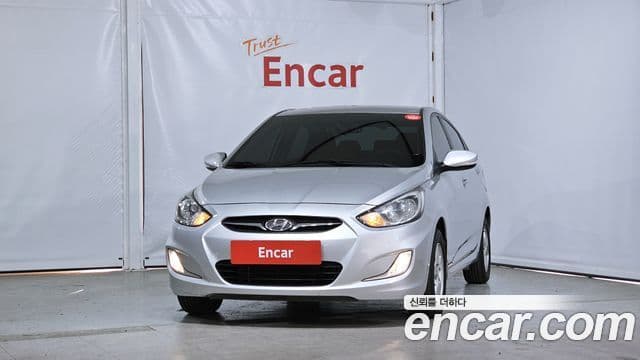 Hyundai Accent(новый кузов / новое поколение) Premier, 2012 3