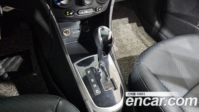 Hyundai Accent(новый кузов / новое поколение) Premier, 2012 9