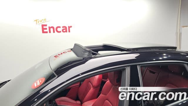 Porsche Macan EV базовый 4, 2025 20