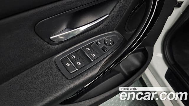 BMW 3시리즈 (F30), 2018 18